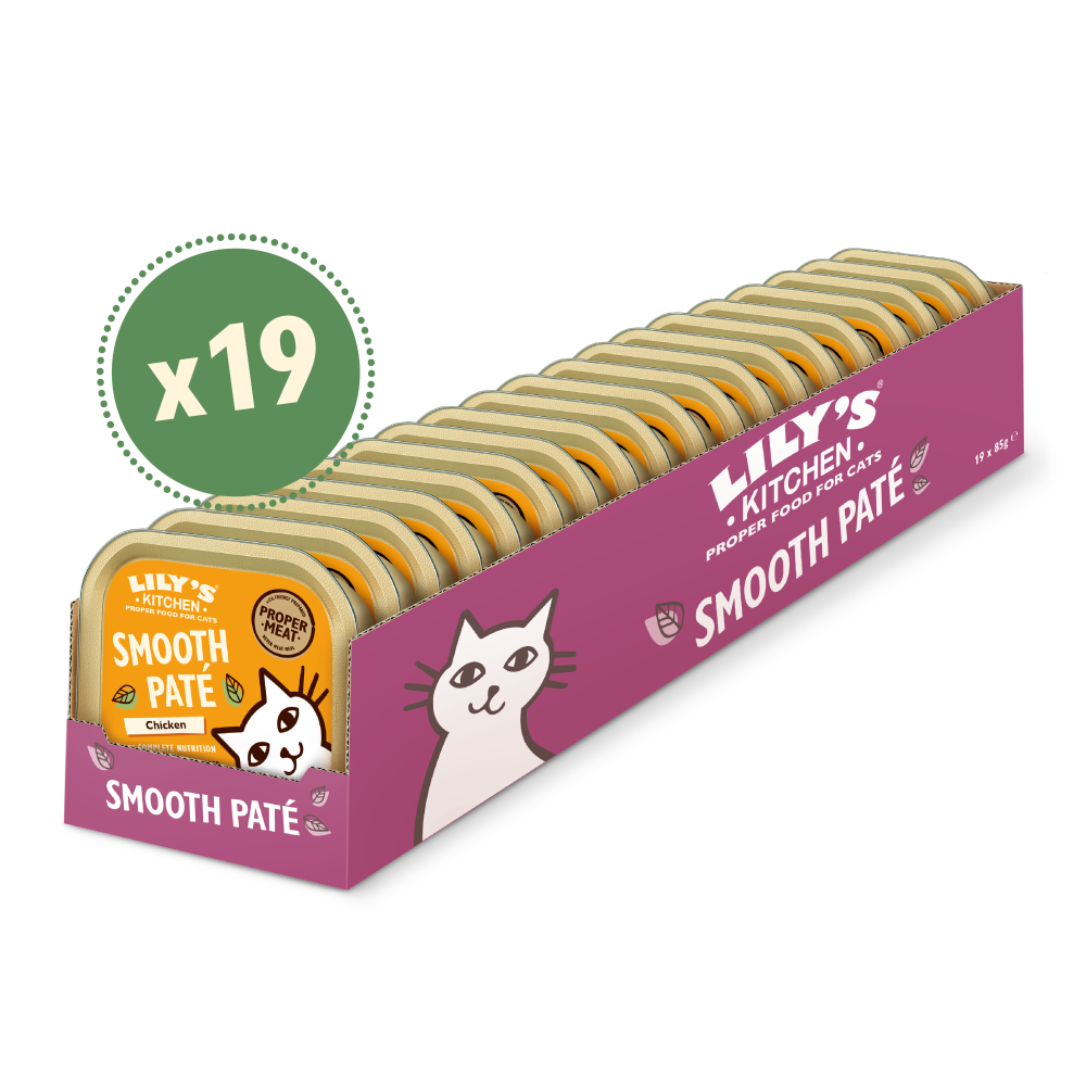 Multipack of 19 Lily's Kitchen Smooth Chicken Paté for Cats cans in pink and orange packaging with cat illustration.