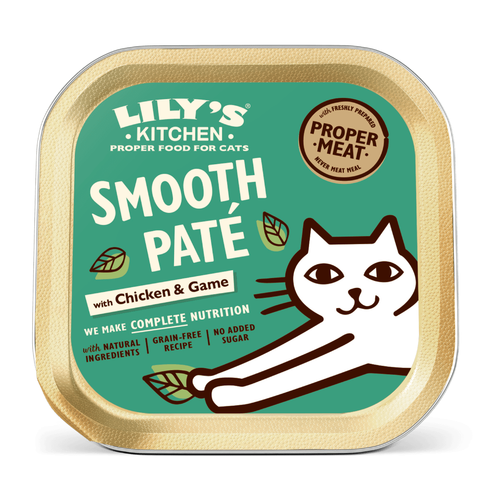 A tray of Lily's Kitchen smooth pâté with chicken and game cat food.