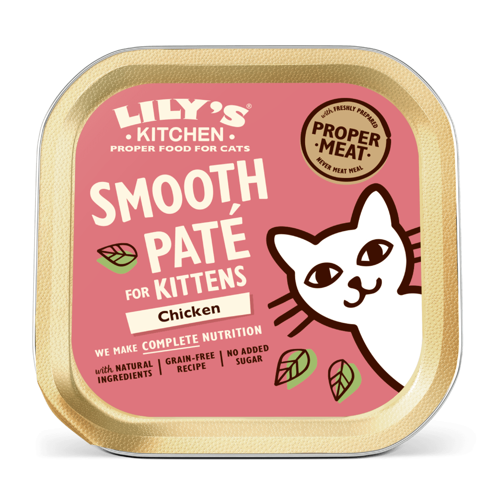 A tin of Lily's Kitchen smooth pâté cat food for kittens, with a picture of a kitten and text indicating chicken flavor.